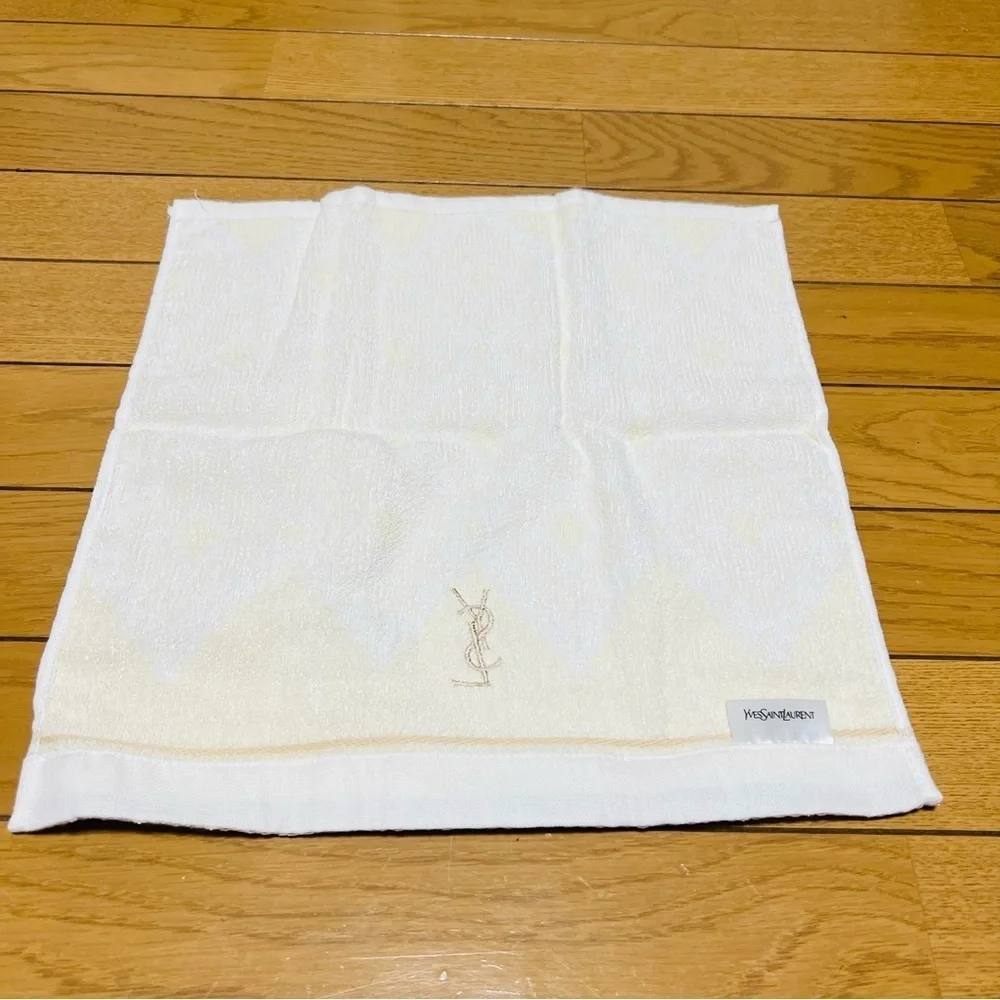 Yves Saint Laurent YSL Logo Beige & White Face/Hand Towel 35 cm x 35 cm